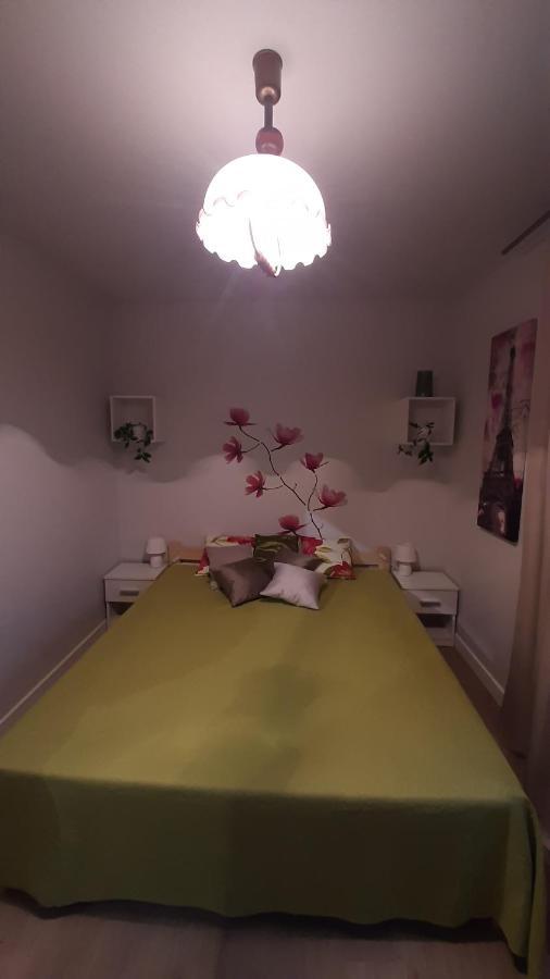 Apartament Pelka Varşovia Exterior foto